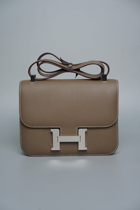 Hermes Constance 24-1 in Etoupe Epsom Phw