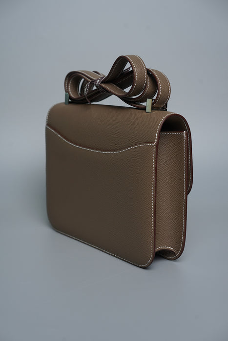 Hermes Constance 24-1 in Etoupe Epsom Phw