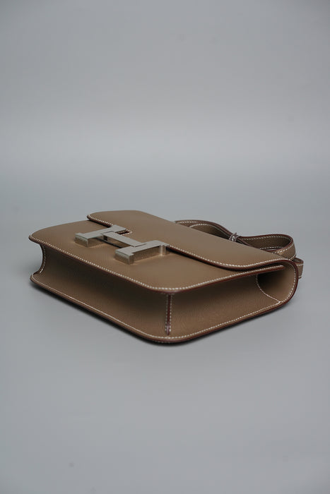 Hermes Constance 24-1 in Etoupe Epsom Phw