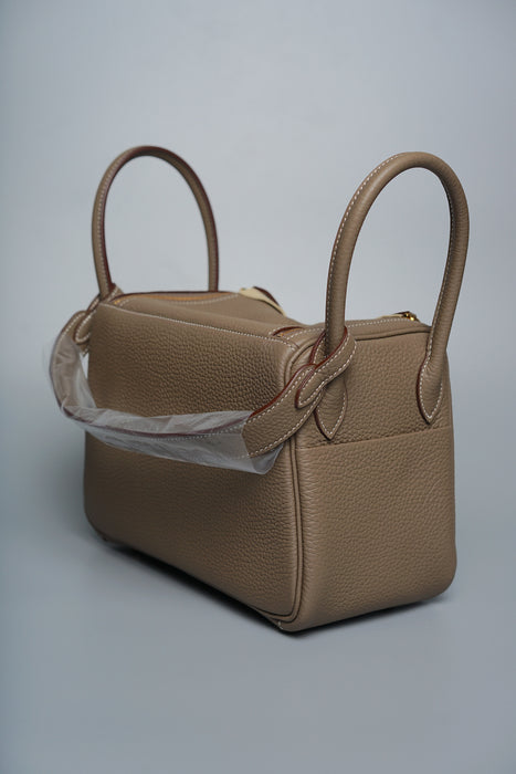 Hermes Lindy 26 in Etoupe Ghw (Brand New)