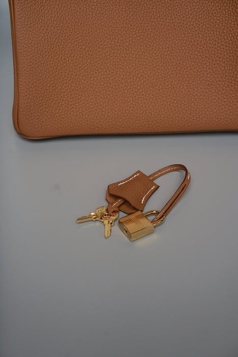 Hermes Birkin 25 in Gold Togo Ghw (Brand New)