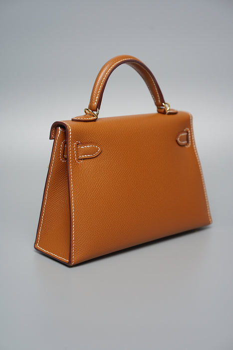 Hermes Kelly 20 in Gold Ghw