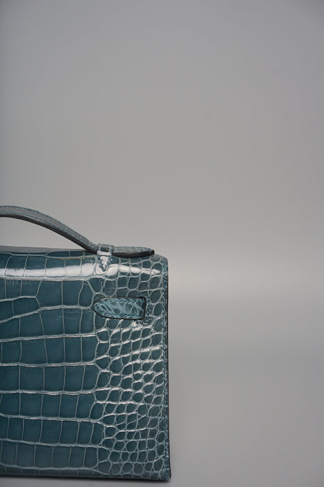Hermes Kelly Pochette in Vert Bosphere Shiny Alligator Phw