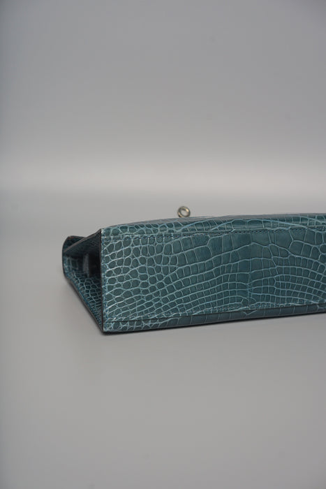 Hermes Kelly Pochette in Vert Bosphere Shiny Alligator Phw