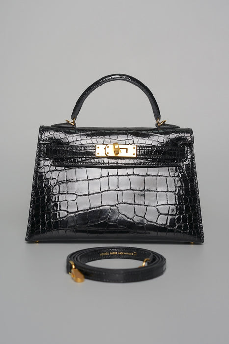Hermes Kelly 20 in Black Shiny Alligator Ghw