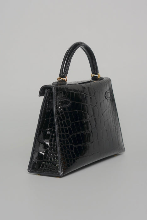 Hermes Kelly 20 in Black Shiny Alligator Ghw
