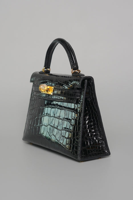 Hermes Kelly 20 in Black Shiny Alligator Ghw