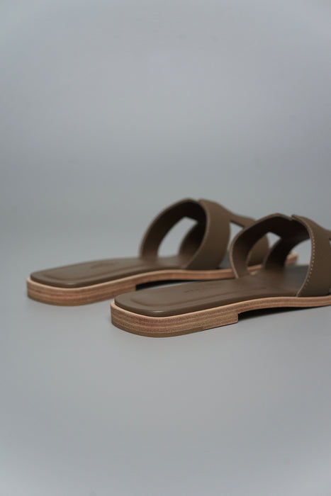 Hermes Oran Sandals in Etoupe Size 38 (Brand New)