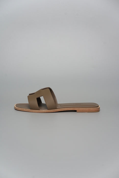 Hermes Oran Sandals in Etoupe Size 38 (Brand New)