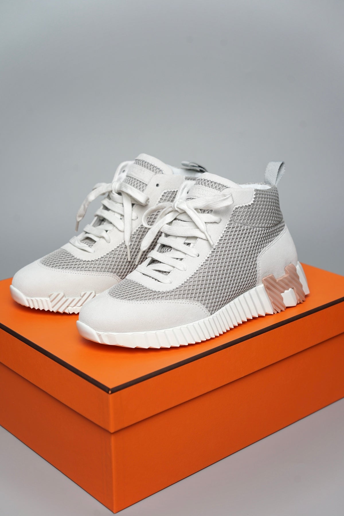 Hermes Hip-Hop Mesh Sneakers in Gris Lulea/Blanc Size 37.5 (Brand New ...