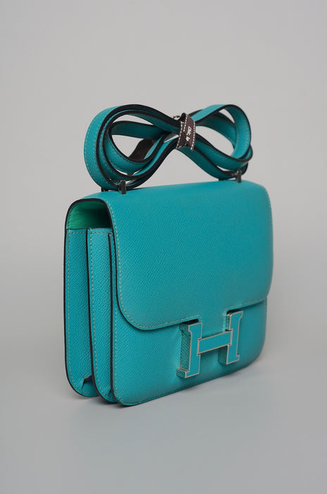 Hermes Constance 18 in Blue Paon Epsom Enamel Phw