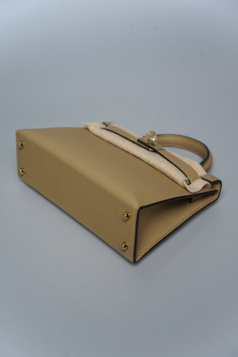 Hermes Kelly 20 in Poussiere Permabrass (Brand New)