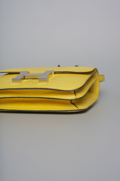 Hermes Constance 18 in Mimosa Matte Alligator Phw