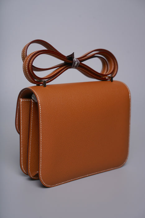 Hermes Constance 18 in Gold Epsom Rghw (Brand New)