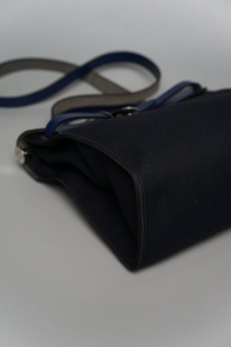 Hermes Herbag 31 in Navy / Noir Phw
