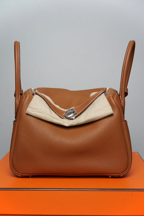 Hermes Lindy 26 in Gold Phw (Brand New)