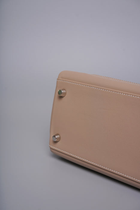 Hermes Kelly 32 in Ghillies Argile Veau Graine Phw