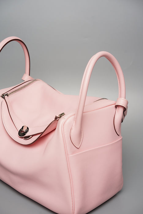 Hermes Lindy 30 in Rose Sakura Phw