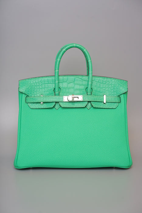 Hermes Birkin 25 Touch in Vert Comic Matte Alligator/Togo Phw (Brand New)