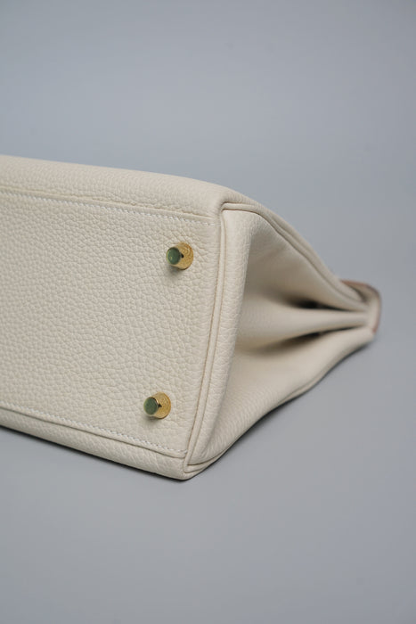 Hermes Kelly 28 in Craie Togo Ghw