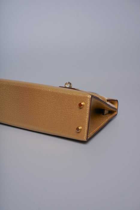 Hermes Kelly 20 Chevre in Dore Permabrass (Brand New)