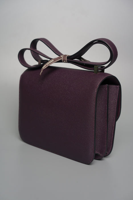 Hermes Constance 24 in Raisin Phw