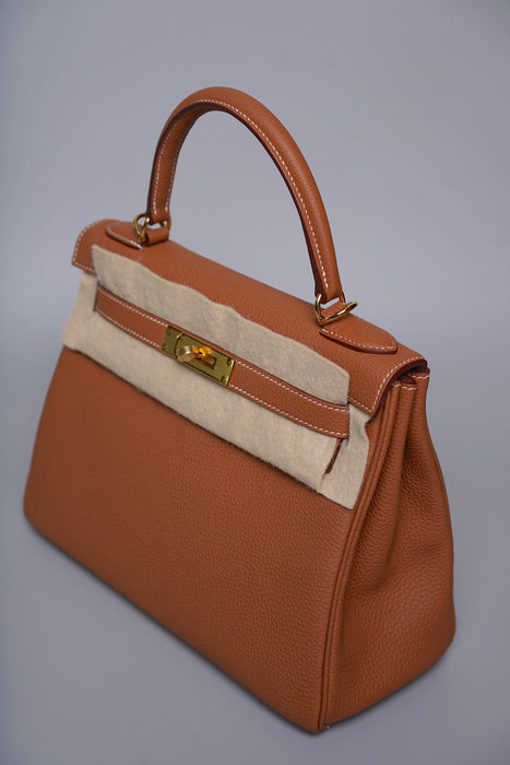 Hermes Kelly 28 in Gold Togo Ghw