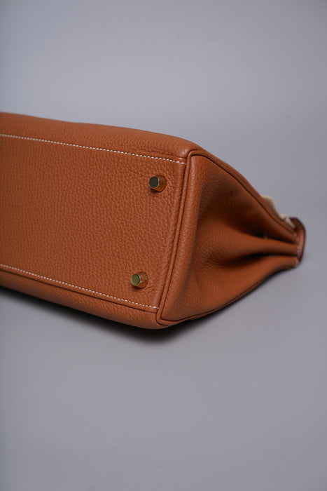 Hermes Kelly 28 in Gold Togo Ghw