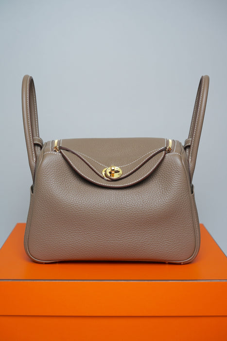 Hermes Lindy 26 in Etoupe Ghw (Brand New)