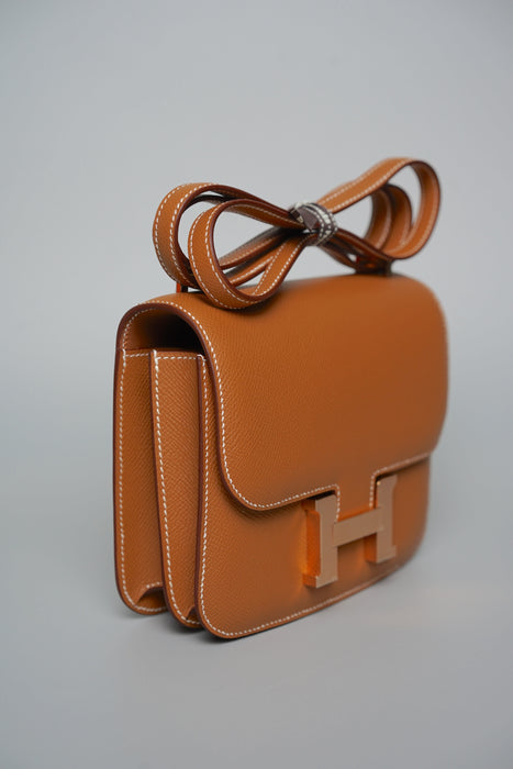 Hermes Constance 18 in Gold Epsom Rghw (Brand New)