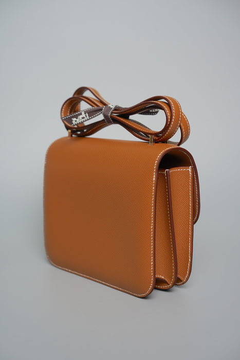 Hermes Constance 18 in Gold Epsom Rghw (Brand New)