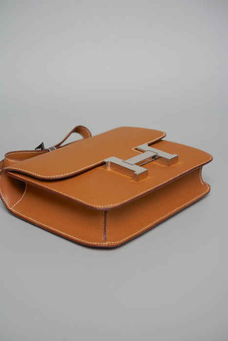 Hermes Constance 24-1 in Gold Epsom Phw