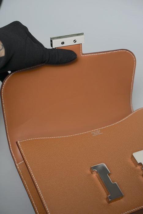 Hermes Constance 24-1 in Gold Epsom Phw