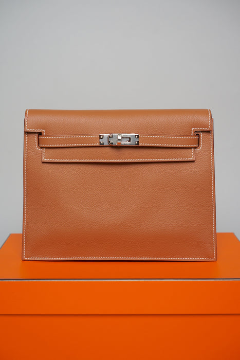 Hermes Kelly Danse in Gold Evercolor Phw (Brand New)