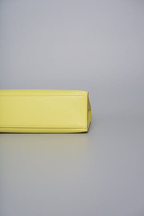 Hermes Kelly Pochette in Lime Epsom Phw