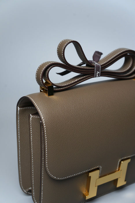 Hermes Constance 24 in Epsom Etoupe Ghw