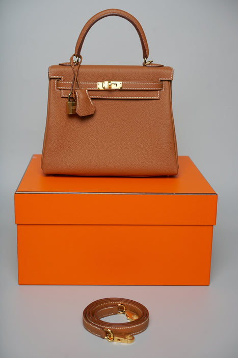 Hermes Kelly 25 in Gold Togo Ghw (Brand New)