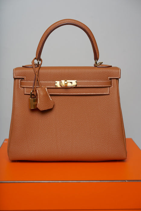 Hermes Kelly 25 in Gold Togo Ghw (Brand New)