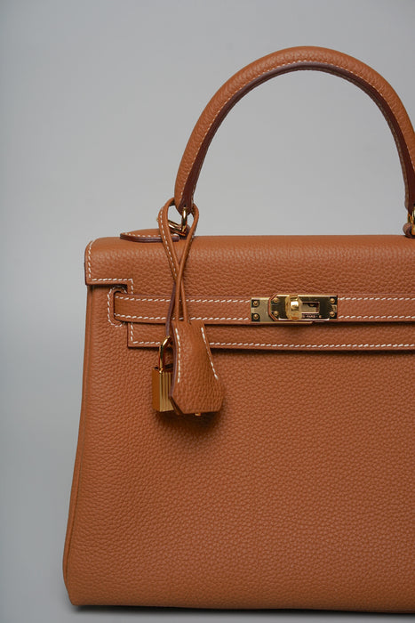 Hermes Kelly 25 in Gold Togo Ghw (Brand New)