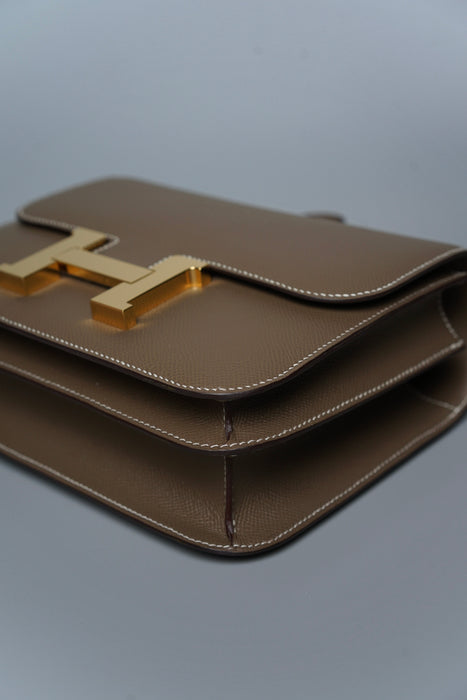 Hermes Constance 24 in Epsom Etoupe Ghw