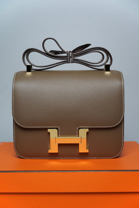 Hermes Constance 24 in Epsom Etoupe Ghw