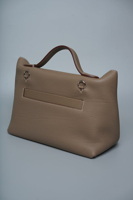 Hermes 2424-29 in Etoupe Phw