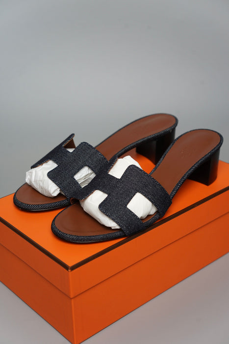 Hermes Oasis Sandals in Bleu Brut Denim Size 37.5 (Brand New)