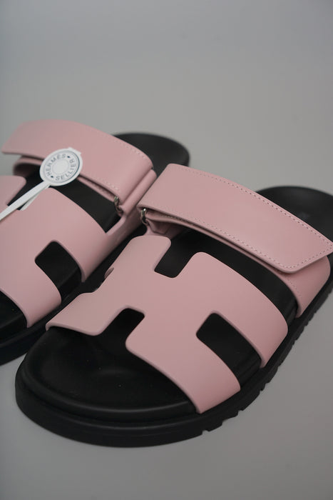 Hermes Chypre Sandals in Rose Cancan Size 35.5 (Brand New)