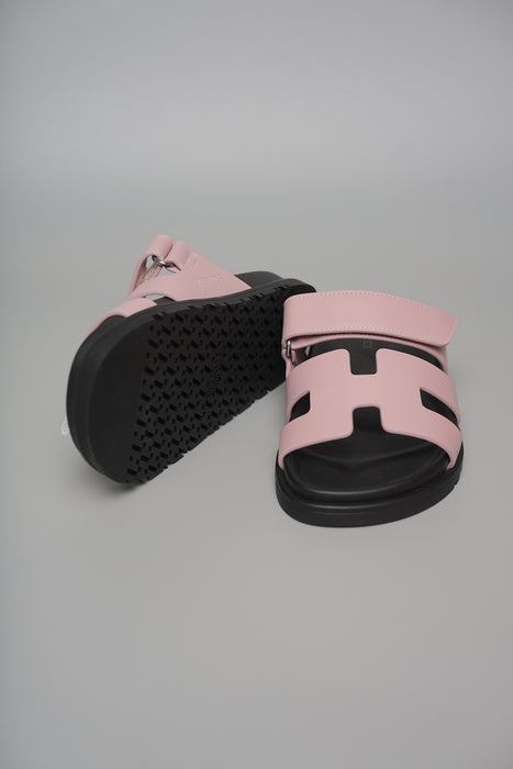 Hermes Chypre Sandals in Rose Cancan Size 35.5 (Brand New)
