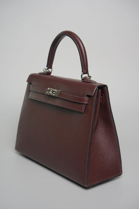 Hermes Kelly 25 Sellier in Rouge Epsom Phw