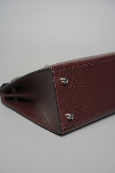 Hermes Kelly 25 Sellier in Rouge Epsom Phw