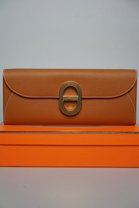 Hermes Mallion To Go Wallet in Gold Ghw (Brand New)