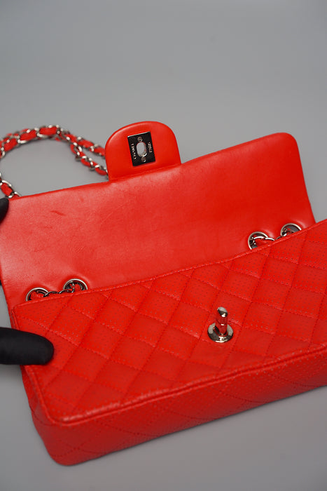 Chanel East West Flap in Red