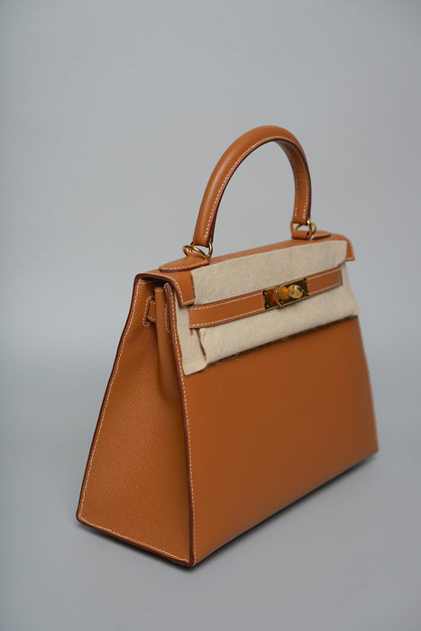 Hermes Kelly 28 in Gold Epsom Ghw